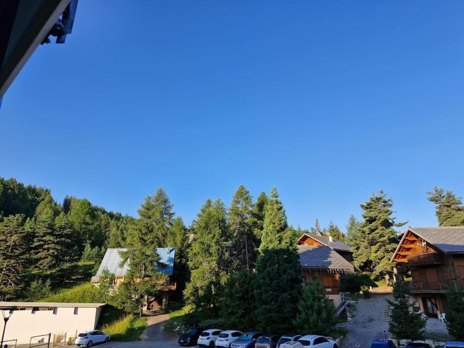 Appartement Au Pied Des Pistes La Joue du Loup Kültér fotó
